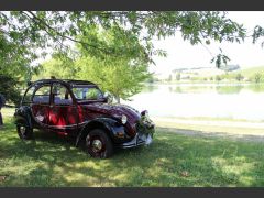 Louer une CITROËN 2CV Charleston de de 1981 (Photo 2)