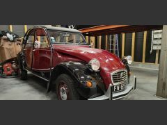 Louer une CITROËN 2CV Charleston de de 1984 (Photo 1)