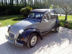 Louer une CITROËN 2CV Charleston de 1985 (Photo 1)