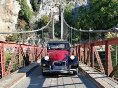 Louer une CITROËN 2CV Charleston de de 1985 (Photo 3)
