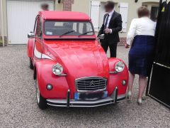 Louer une CITROËN 2CV Chic  de de 1983 (Photo 2)