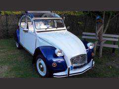 Louer une CITROËN 2CV Club de de 1983 (Photo 1)