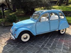 Louer une CITROEN 2CV special de de 1983 (Photo 3)