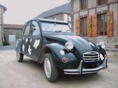 Louer une CITROËN 2CV Vache de 1982 (Photo 0)
