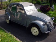 Louer une CITROËN 2CV de de 1956 (Photo 4)