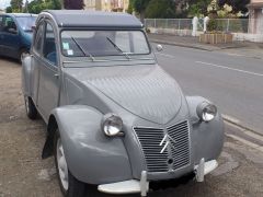 Louer une CITROËN 2CV de 1956 (Photo 2)