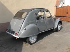 Louer une CITROËN 2CV de de 1957 (Photo 4)