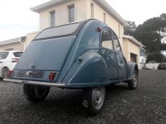 Louer une CITROËN 2CV de de 1958 (Photo 2)