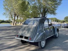 Louer une CITROËN 2CV de de 1959 (Photo 3)