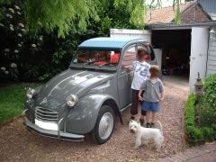 CITROËN 2CV (Photo 1) CITROËN 2CV (Photo 1)