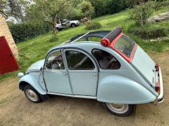 Louer une CITROËN 2CV de de 1970 (Photo 5)
