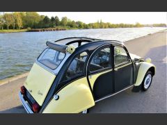 Louer une CITROËN 2CV de de 1972 (Photo 4)