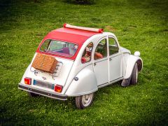 Louer une CITROËN 2CV de de 1973 (Photo 3)