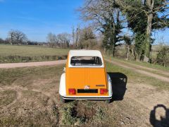 Louer une CITROËN 2CV de de 1973 (Photo 4)