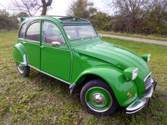 Louer une CITROËN 2CV de de 1974 (Photo 2)