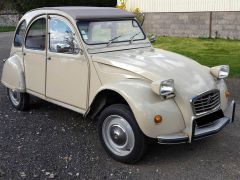 Louer une CITROËN 2CV de 1974 (Photo 0)