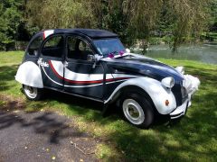 Louer une CITROËN 2CV de de 1975 (Photo 1)