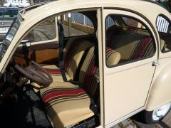 Louer une CITROËN 2CV de de 1975 (Photo 5)