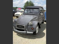 Louer une CITROËN 2CV de de 1975 (Photo 2)