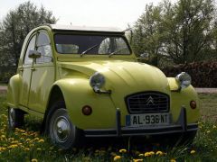 Louer une CITROËN 2CV de 1976 (Photo 0)