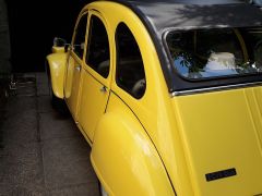 Louer une CITROËN 2CV de de 1976 (Photo 4)