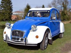 Louer une CITROËN 2CV de 1977 (Photo 0)