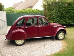 Louer une CITROËN 2CV de de 1977 (Photo 2)