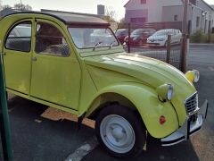 Louer une CITROËN 2CV de 1977 (Photo 2)