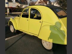 Louer une CITROËN 2CV de de 1977 (Photo 4)