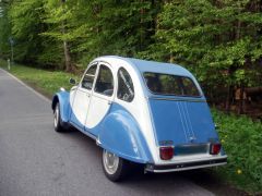 Louer une CITROËN 2CV de de 1978 (Photo 2)