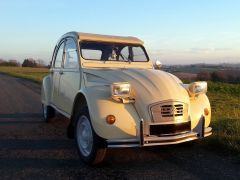 Louer une CITROËN 2CV de 1978 (Photo 1)