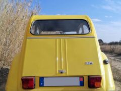Louer une CITROËN 2CV de de 1979 (Photo 2)