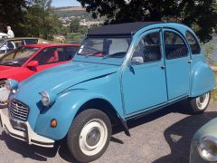 Louer une CITROËN 2CV de 1980 (Photo 2)