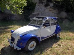 Louer une CITROËN 2CV de de 1981 (Photo 3)