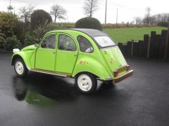 Louer une CITROËN 2CV de de 1981 (Photo 2)