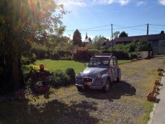 Louer une CITROËN 2CV de de 1984 (Photo 4)