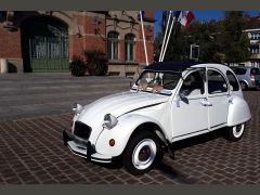 Louer une CITROËN 2CV de 1984 (Photo 2)