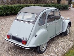 Louer une CITROËN 2CV de de 1986 (Photo 2)