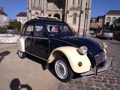 Louer une CITROËN 2CV de 1986 (Photo 2)