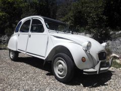 Louer une CITROËN 2CV de de 1986 (Photo 2)