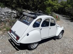 Louer une CITROËN 2CV de de 1986 (Photo 3)