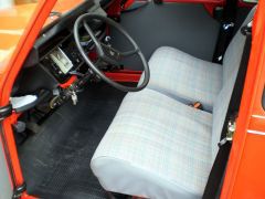 Louer une CITROËN 2CV de de 1987 (Photo 4)