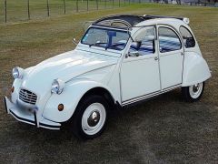 Louer une CITROËN 2CV de 1989 (Photo 0)