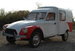 Louer une CITROËN Acadiane de de 1982 (Photo 2)