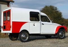 Louer une CITROËN Acadiane de de 1982 (Photo 4)