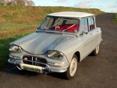 Louer une CITROËN Ami 6 de de 1964 (Photo 2)