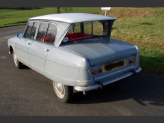 Louer une CITROËN Ami 6 de de 1964 (Photo 3)