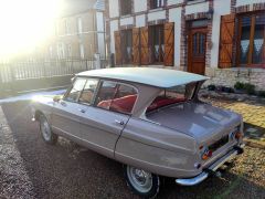 Louer une CITROËN Ami 6 de de 1964 (Photo 1)