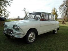 Louer une CITROËN Ami 6 de 1965 (Photo 1)