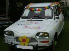 Louer une CITROËN Ami 8 de 1969 (Photo 1)